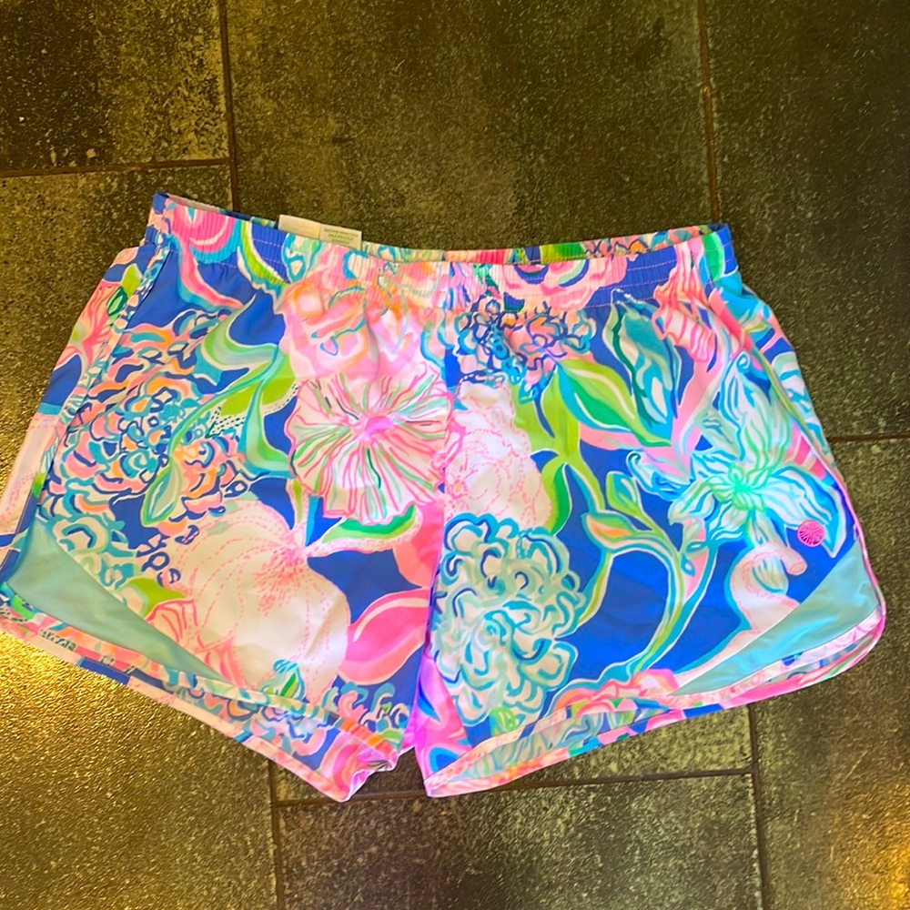 Lilly Pulitzer trail shorts EUC